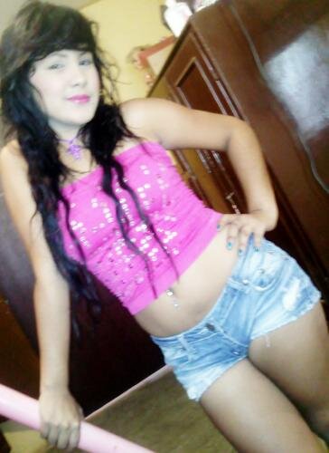 Mujer enamorada del mar. Gitana, bruja y hasta pirata en otra vida.