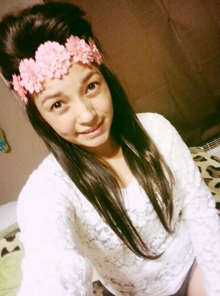 Leonor_Ortega65's profile picture. Yo no estimo tesoros ni riquezas.... y así, me causa mas contento poner riquezas en mis pensamientos que mis pensamientos en riquezas