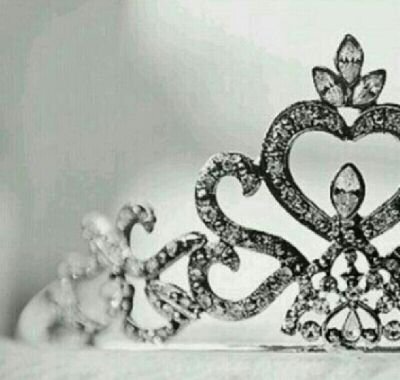 ‏مهتمة بكل مايغذي العقل ♡