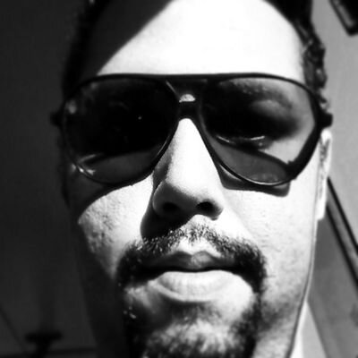 Sou alegre pois tenho JESUS.. Guitarrista do @grupootoque. 
http://t.co/nqWridaIgt