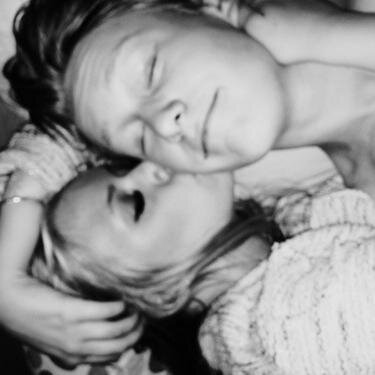 Linda_Garcia84's profile picture. La reina de las perras, una vez me rompieron el corazon y sacaron lo peor de mi, desde entonces soy asi. Amame como soy, sexy y cursi.
     Mexico