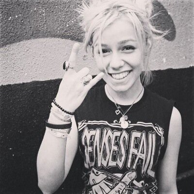 21 || Im multi-fandom bitch|| The cold never bothered me anyway|| Tengo una heladeria|| Straight as a circle ||