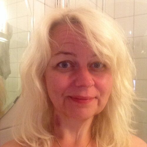 MaeBjork's profile picture. Levnadsglad, nyfiken, lite galen. 
Har ett svart hjärta + en svartgul själ. 
Klarar mig inte utan vänner, havet, musik, träning, böcker, film, kaffe och resor.