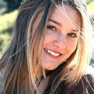 DailyHome_Decor's profile picture. 