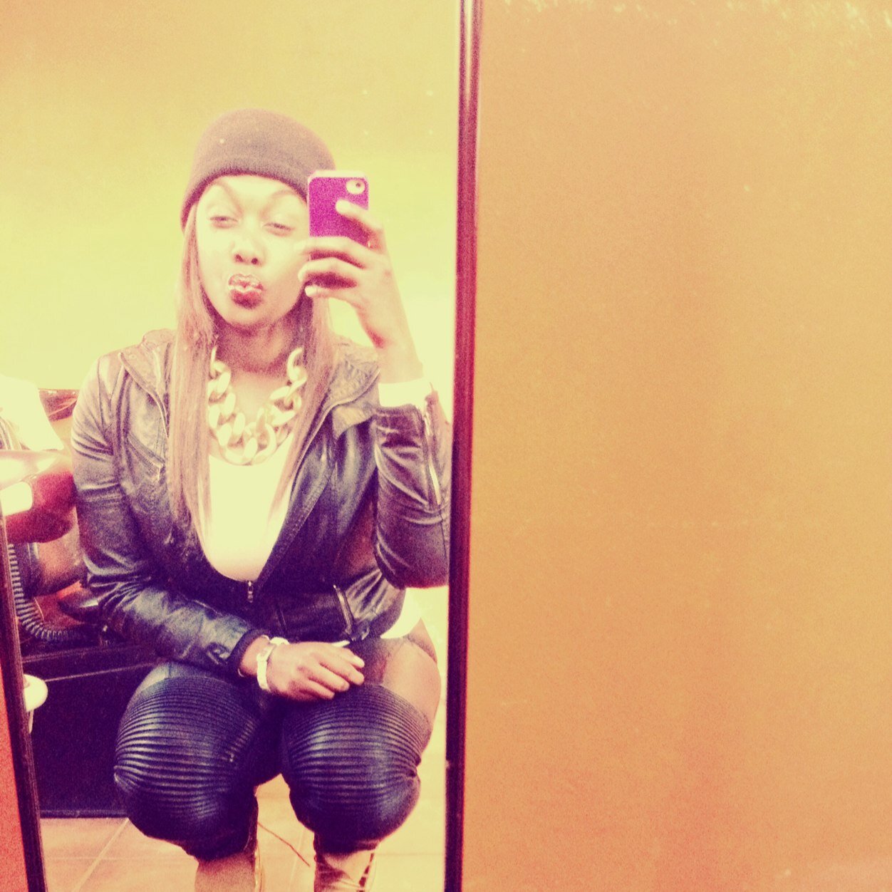 EllenAshleigh1's profile picture. Young_Wild&Free… 
Fashion Addict…
Photography passion❤️…
You didnt make me so dont think you can break me… 
Ella Bella☺️…