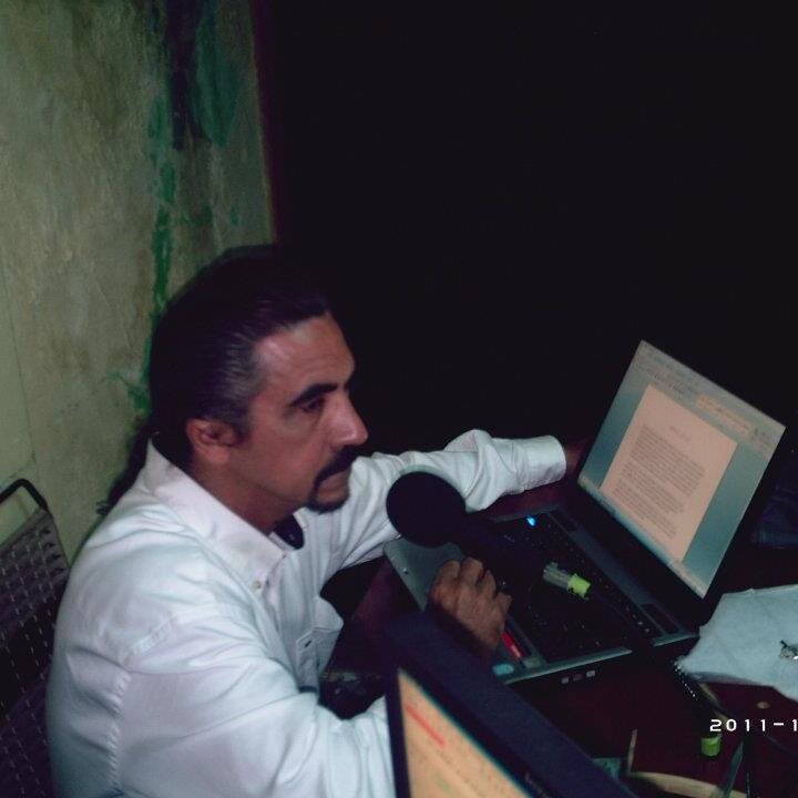 artista plástico,escultor,compositor.comunicador social, director de la emisora patriótica libertadora 101.7 fm