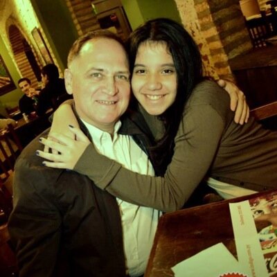 Escribano Público. Escribanía: Sargento Gauto 555 c/Zurbarán-Edificio. Goya-1er. Piso. Barrio Jara.- Telefono: 214-656/7.-