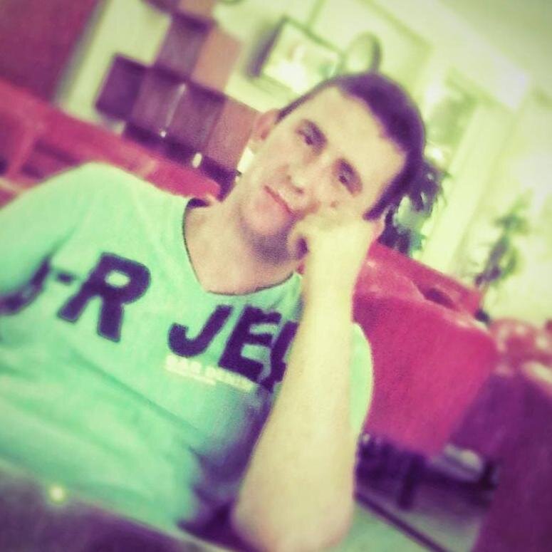 jam ky qe jam mo e kryj me mu daku :)