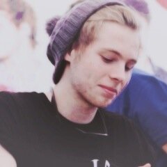 luke thinks you are absolutely beautiful - @typewriterlarry