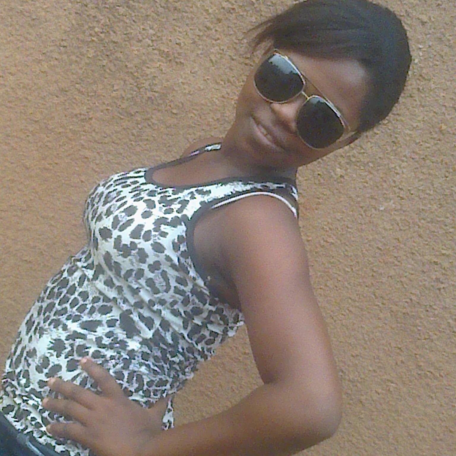 akasepeter's profile picture. 