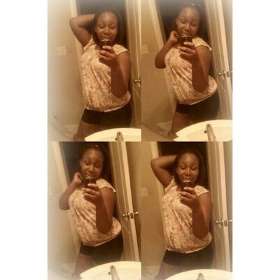 Hoke Cheerleader| Kik: _brebresanaa | ig - @lil.squirt