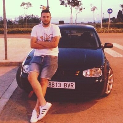 Estudiante de Automocion y futuro mecanico.