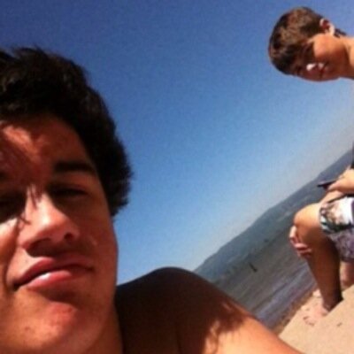 Junior at St.Helens High School considered the hobbit of St. Helens wrestling team Kloie and Skye are the bae's Logan and Michael are the homies