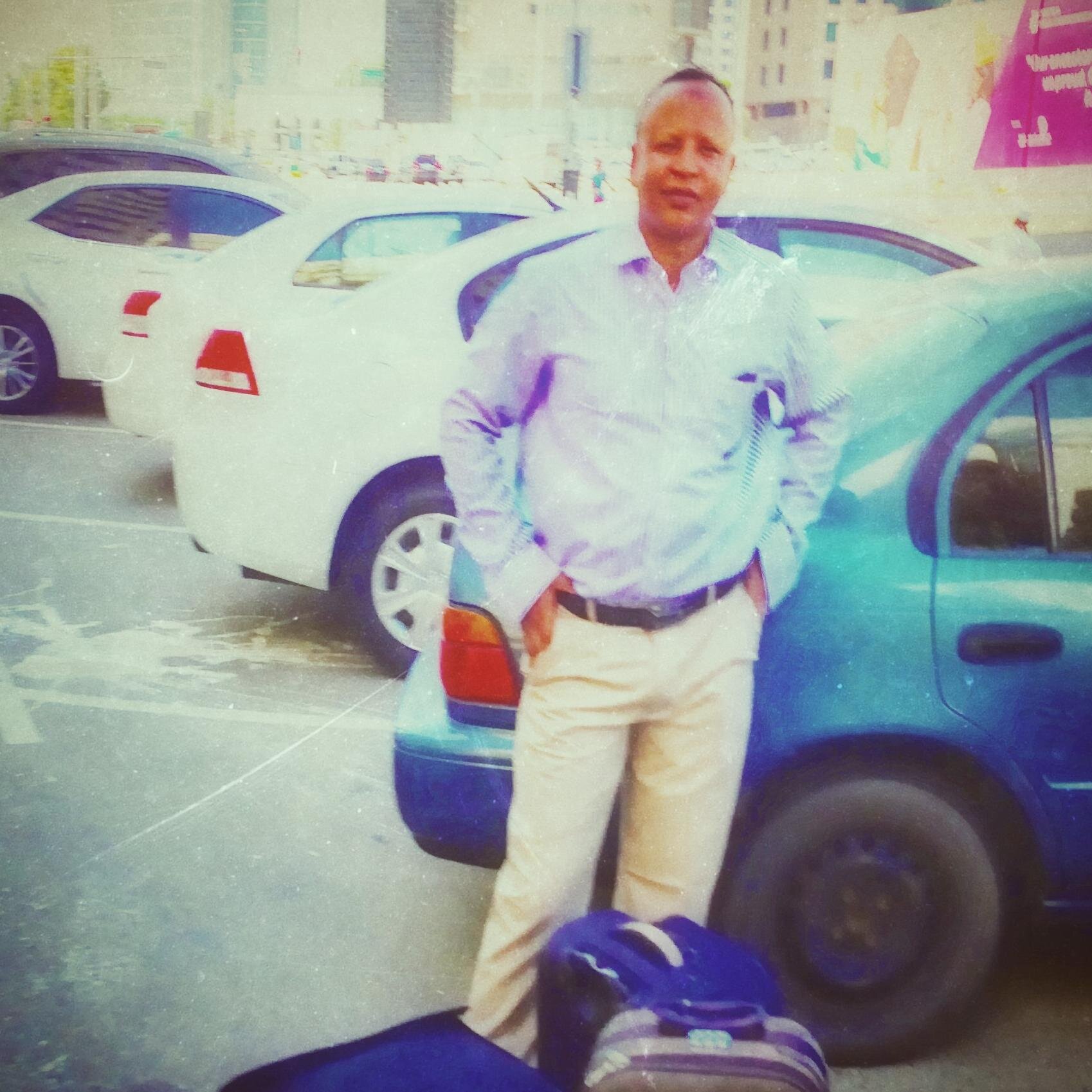 اذا اتحد افراد القطيع نام الاسد جائعاً