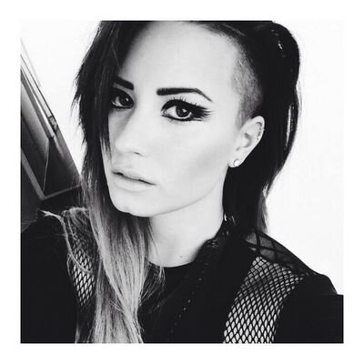 pandaları ve miley cyrus'u severim http://t.co/aF1haVdbfi   soru sor qnq asdgg
