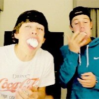 FOLLOW @HighwithHayes