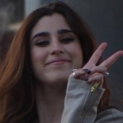 invenja das beliebers porque elas sao o melhor fandom e o meu nao :( invenja melhor fandom VAMO RIR PIADA DO SECULO OU ACEITAR A VERDADE