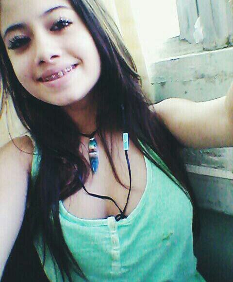 Menina teu sorriso faz verão, princesa você é uma em um milhão, @Tao_Digo aq