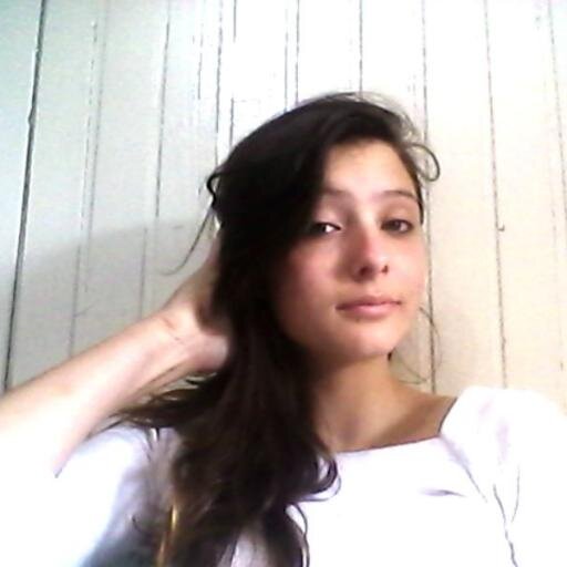 c sabe q é mt importante pra mim né bbk , quando precisar to aq pro que der e vier. te amo ♥                                        @hey_letii aq