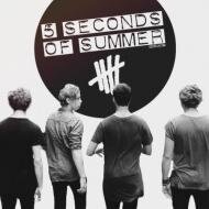 Hi! Sou Directioner,Belieber,5sosFam, Macgult ..... sou muito fã dos Aurora, D8, D.A.M.A entre muitos outros