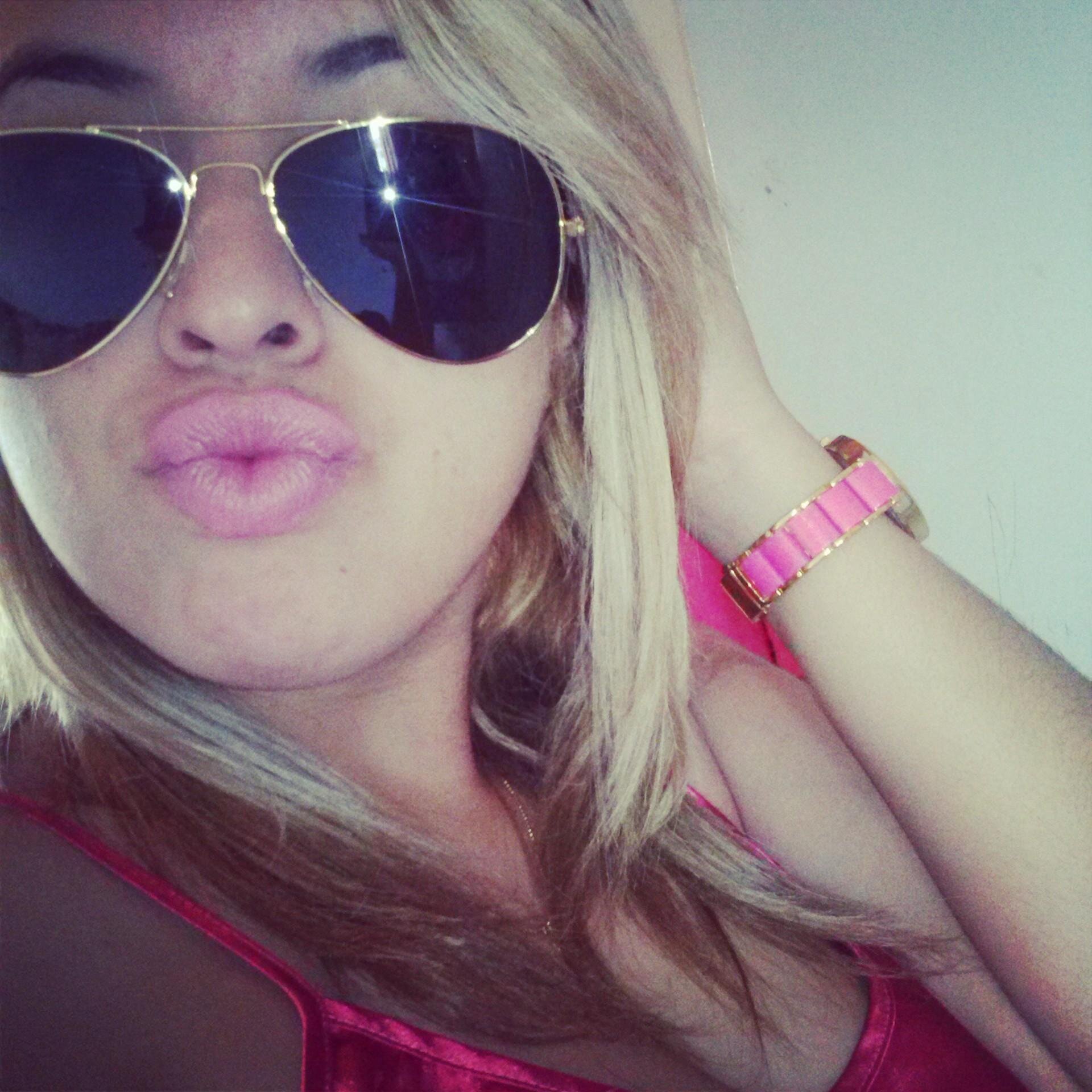 O importαnte é αproveitαr o momento e αprender suα durαção pois α vidα estα nos olhos de quem sαbe ver ✯