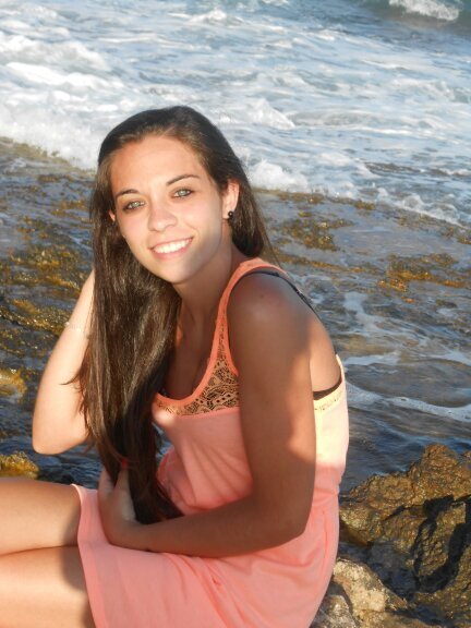 FUTURA EDUCADORA SOCIAL, UCM. 'Vivir de ilusiones y morir de realidades.'