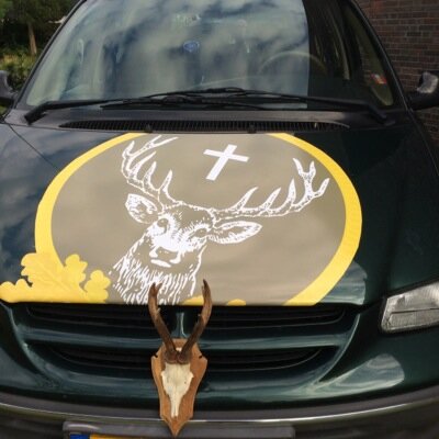 ApresTeam's profile picture. 6 gekken in een Chrysler Voyager;  Carbagerun 2014 door Duitsland,Polen,Oekraïne,Slowakije,Oostenrijk, Tsjechië  #2499