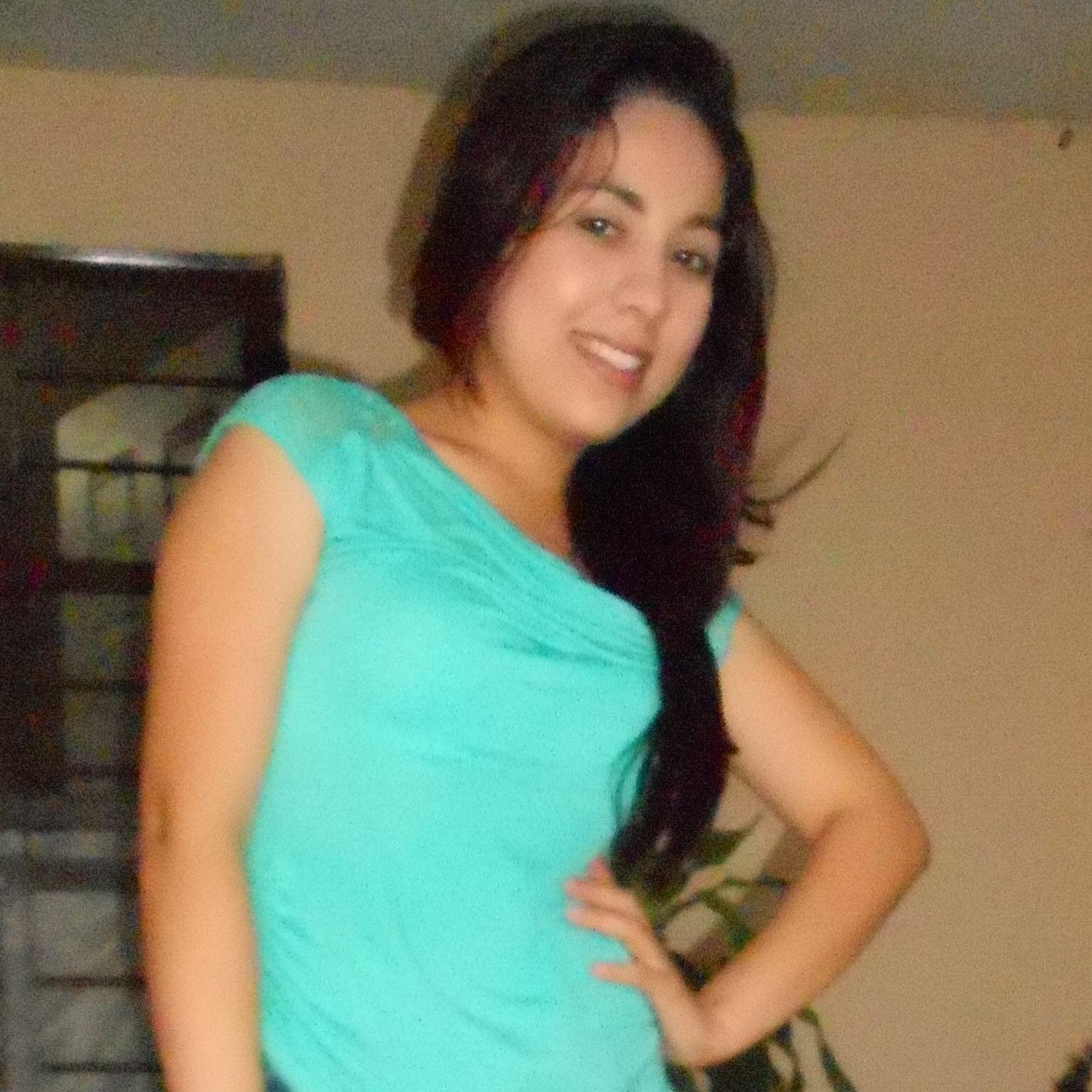 Soy una chica buen onda y asi . 

AMO Al HiJODELNiNJA   #Ninjita de ♥  

Una fecha inolvidable 01.12.13 ♥  Lo vi en persona

Sigueme &  te sigo! :)