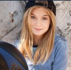 Fan page dedicated to the amazing and perfect actress Brighton Sharbino, which I love very much