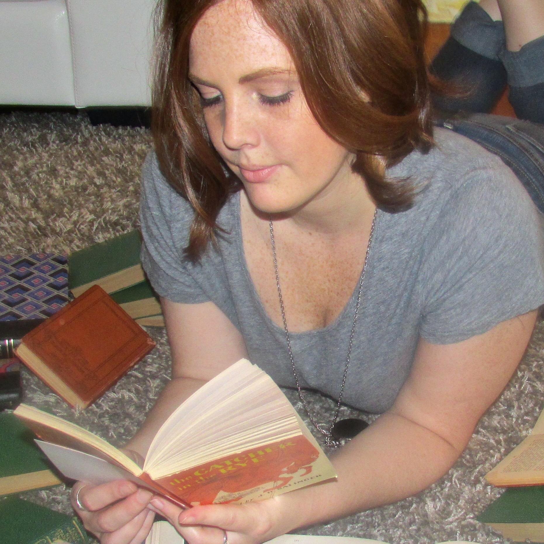 Certified Virtual Author Assistant, reader, writer, and lover of stories.