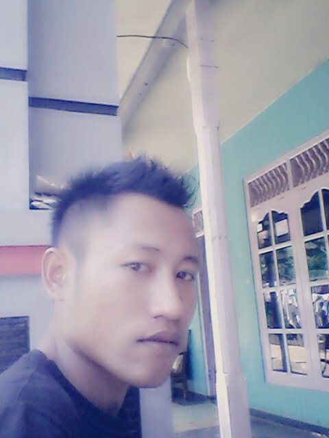 I am a man that believes sound can change the world. I seek, I learn..