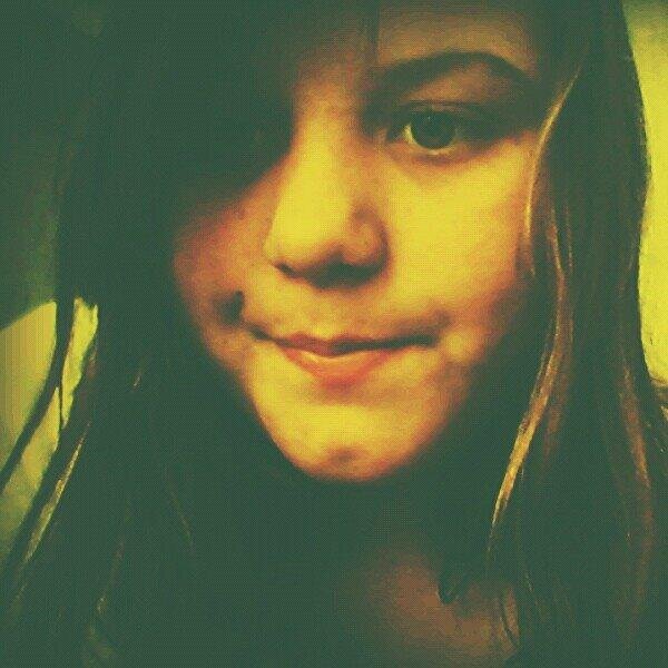 Amo novelas, livros, teatro etc..