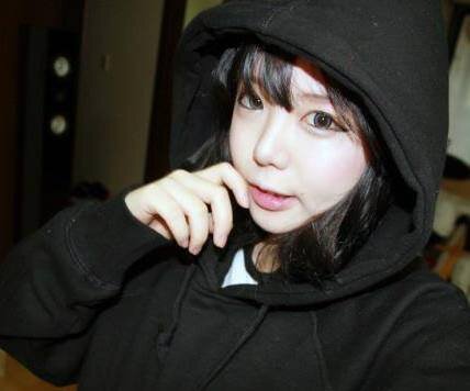 Yumi,14 anos,e sigo o conceito ulzzang. Descendente de japonês c: