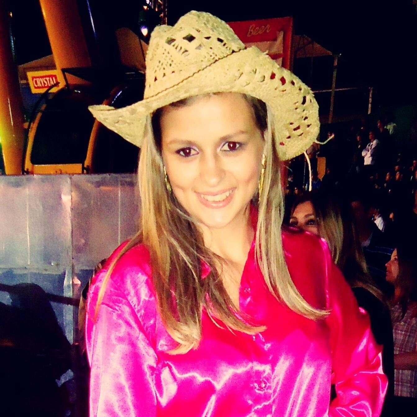 Neego a saudade não quer sussegar 
Só tá aumentando e o suaa nega Tá indo aí pra te buscarNegO
Eu tô pronto pra te amar ..♪