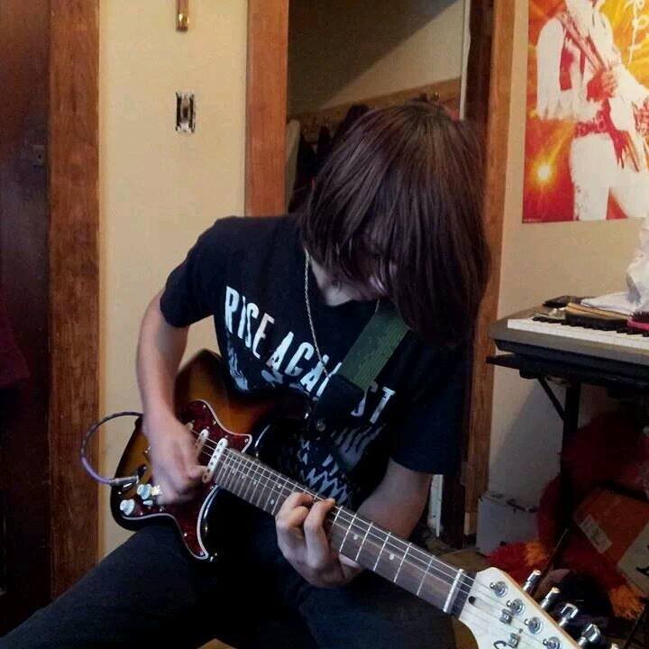 Chunkyliver's profile picture. Computer geek by day, guitar player by night, and hardcore gamer every hour of the day