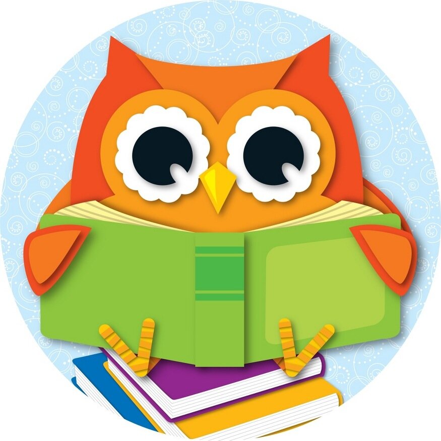 Reading, writing, living. Follow my blog for book reviews, BookTube tags, and more!