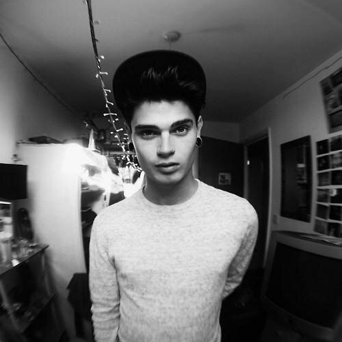 LoganRPGSCC's profile picture. alone.