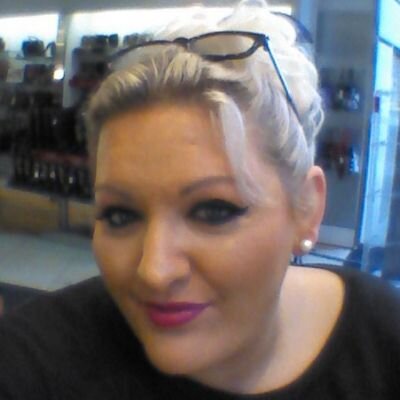 kwyhowska's profile picture. iam a bit like marmite