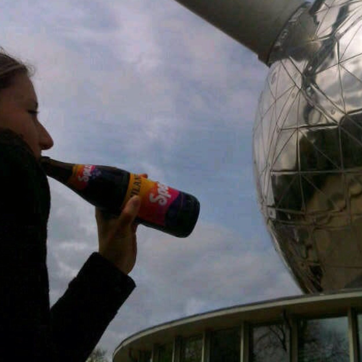 SpeziFish's profile picture. Liest, liked, lacht, lernt und leidet mit der Eltern-Bubble