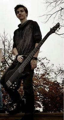 Im from Sweden and cant live without music!
