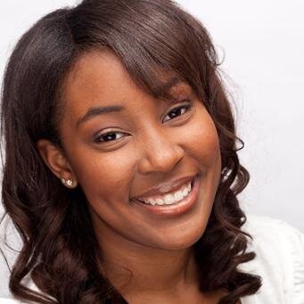 Teacher, Radio personality for pulse101.3, Editor-In-Chief of @Aman_Magazine , @amanlatina and @Teen_Aman! CEO: @TheSamsBoutique @Aman_Television