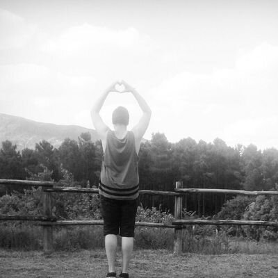 hey i'm mitchell,belieberboy,Smiler ,follow me ,i F.B █♥ █Live your life ,Bitch!