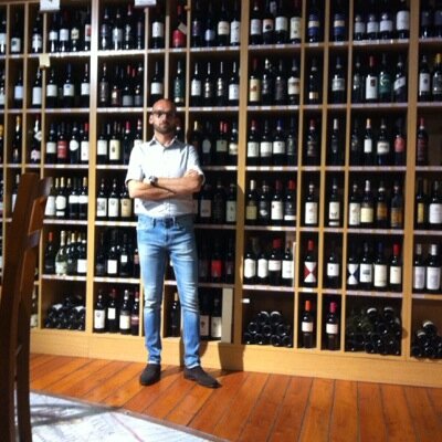 Loving husband and papa of twins...Bordeaux enthusiast, Bolgheri addict, Champagne lover...BONJOVIFOREVER...#sempremilan 🔴⚫🔴⚫
