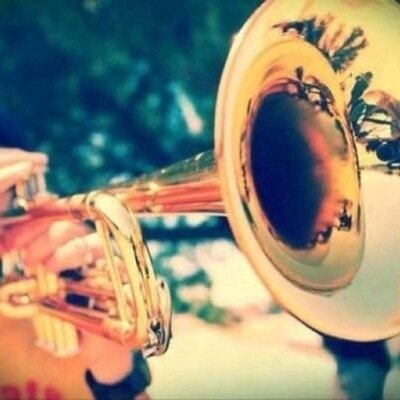 Tweets from the life of a band kid. Going insane one set at a time. #GrowDrumCorps #ILoveYou
The Queen of Awkward