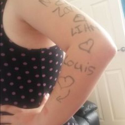 Profile Picture of Ali Sumner (@alicia12122002) on Twitter