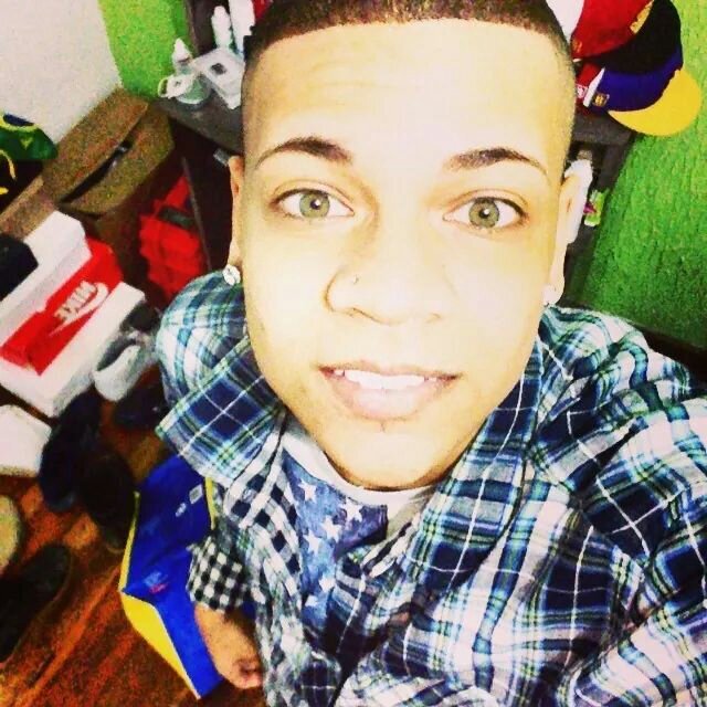 Fã Clube , te amoo @duduzinhomc esse louco que esta conquistando o mundo !                   Larinhaa Princess !♥♡
