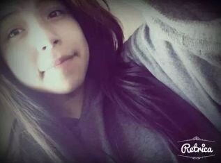 I'm 14. I like being weird. Justin Bieber is my idol MY EVERYTHING and I'm a belieber.