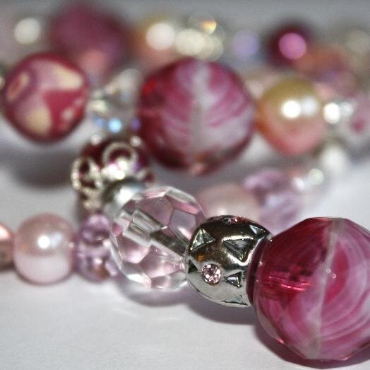 BeauChapelet's profile picture. Beautiful, bespoke jewellery for every occasion