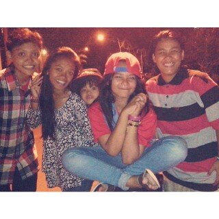 Cmn cwo bodoh siaa'n kepercayaan cwe nya !:') #catet . || `single slow jan digoyang=D || BociilL “bhogel keciill pea katanya”