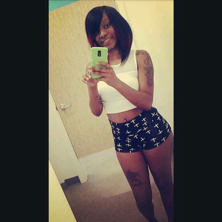 youn wanna follow me? oh well fuck youuuu :) go follow my bitch @ricibaby_& My Husband @RayshadJr